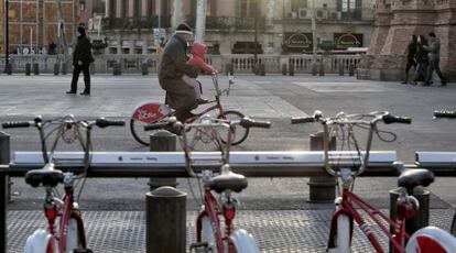 Estació de Bicing a l'Arc de Triomf.