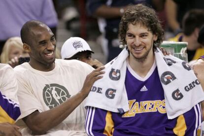 Kobe Bryant y Pau Gasol.