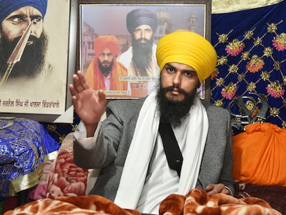 Sikh separatist leader and head of Waris Punjab De, or Punjab's Heirs, Amritpal Singh, talks to his supporters in the village Jallupur Khera, near Amritsar, India, Saturday, Jan.7, 2023.