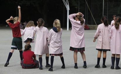 Patio de un colegio femenino en Barcelona.