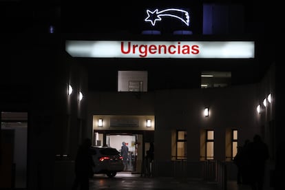 La entrada de Urgencias del Hospital Gregorio Marañón, este lunes en Madrid.