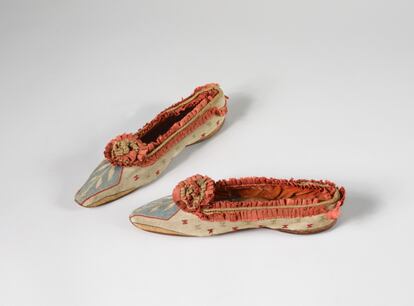 Zapatos de la exposición de la Fundación de Napoleón Bonaparte.