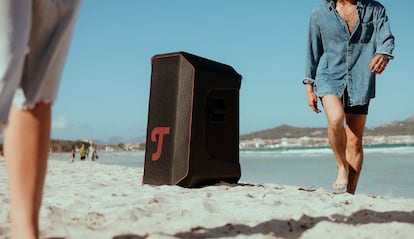 Uso del altavoz portátil Teufel ROCKSTER 2
