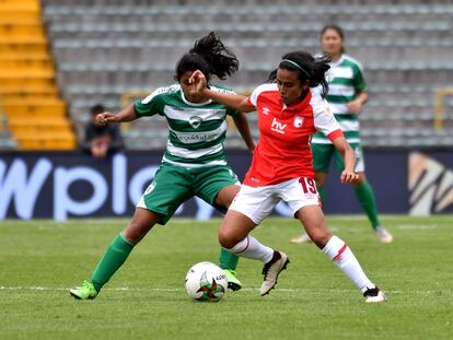 Partido de la Liga Femenina de fútbol colombiana entre Independiente Santa Fe y La Equidad, en Bogotá, el 11 de agosto de 2019.