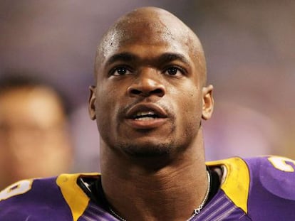 La estrella de Minnesota, Adrian Peterson, durante un partido en diciembre.