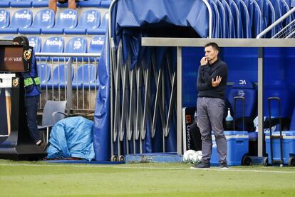 Asier Garitano, durante el partido entre el Alavés y el Granada esta semana en Mendizarroza.