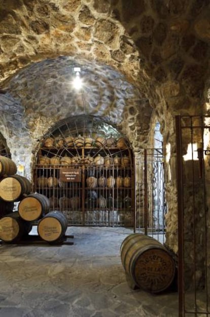 Cava de bodegas José Cuervo donde envejece el tequila. 