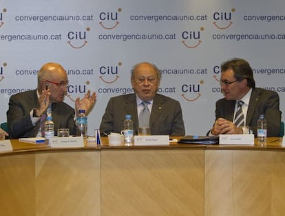 Duran, Pujol y Mas durante la reuni&oacute;n de la Comisi&oacute;n Ejecutiva Nacional de CiU.