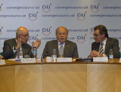 Duran, Pujol y Mas durante la reunión de la Comisión Ejecutiva Nacional de CiU.