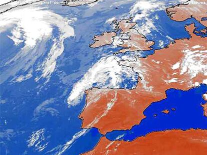 Fotografía de la Península y las islas tomada por el satélite Meteosat para el Instituto Nacional de Meteorología.