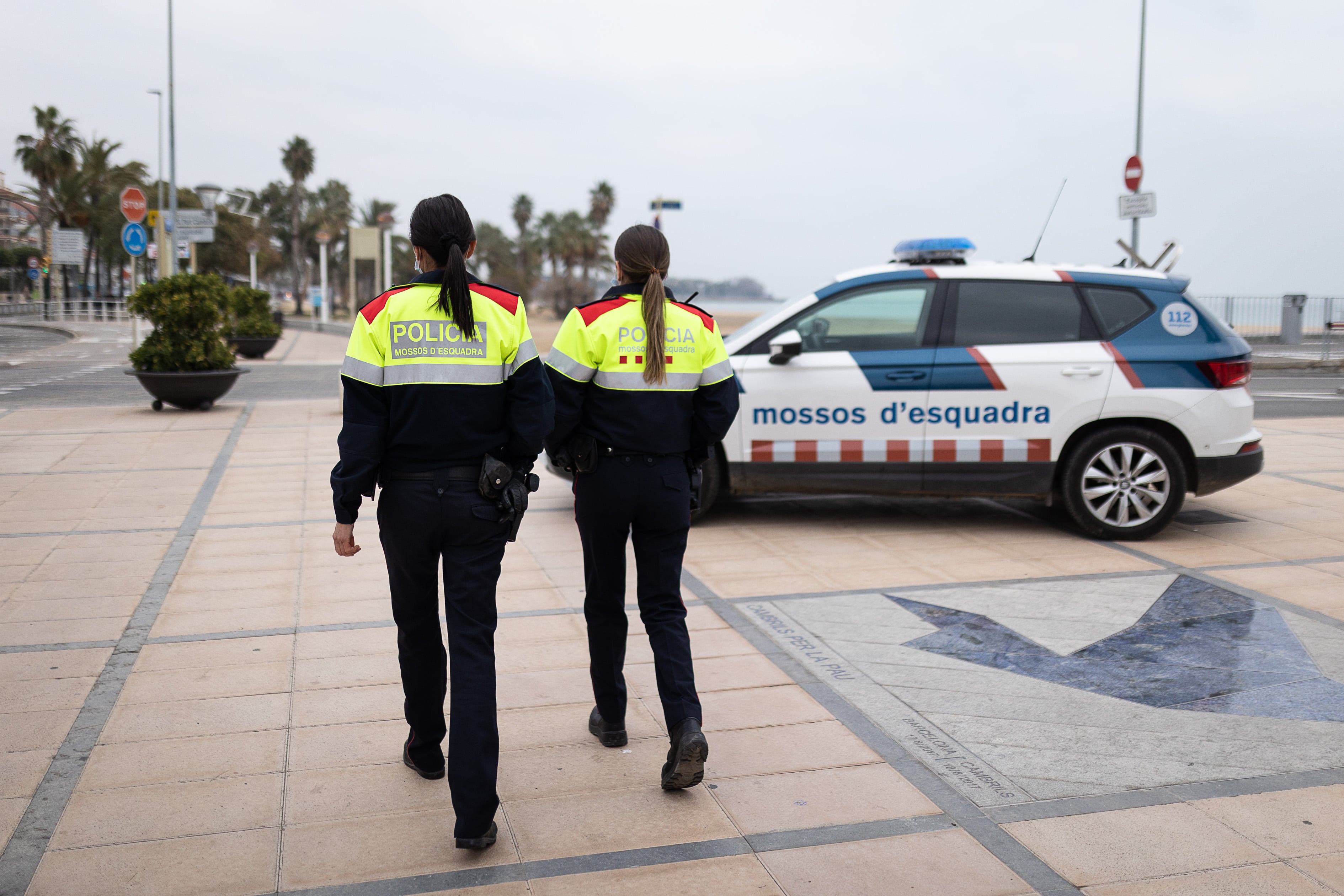 Un hombre apuñala a un trabajador municipal de limpieza en Cambrils (Tarragona) Publicado por Últimas noticias: la última hora de hoy en EL PAÍS