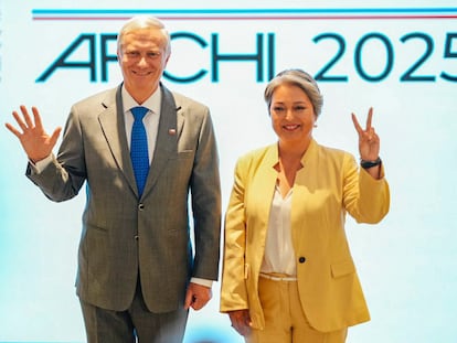 José Antonio Kast y Jeannette Jara durante el debate de este miércoles.