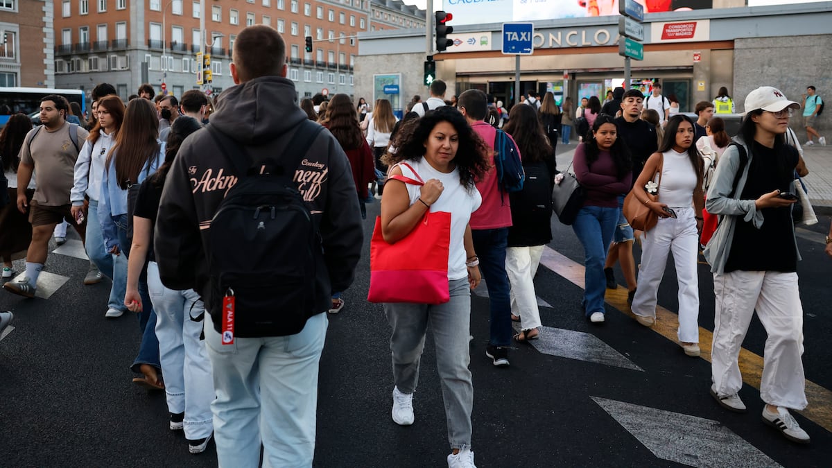 España supera por primera vez los 10 millones de habitantes nacidos en el extranjero