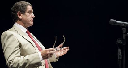 Pedro Casablanc como Luis Bárcenas en 'Ruz-Bárcenas'.
