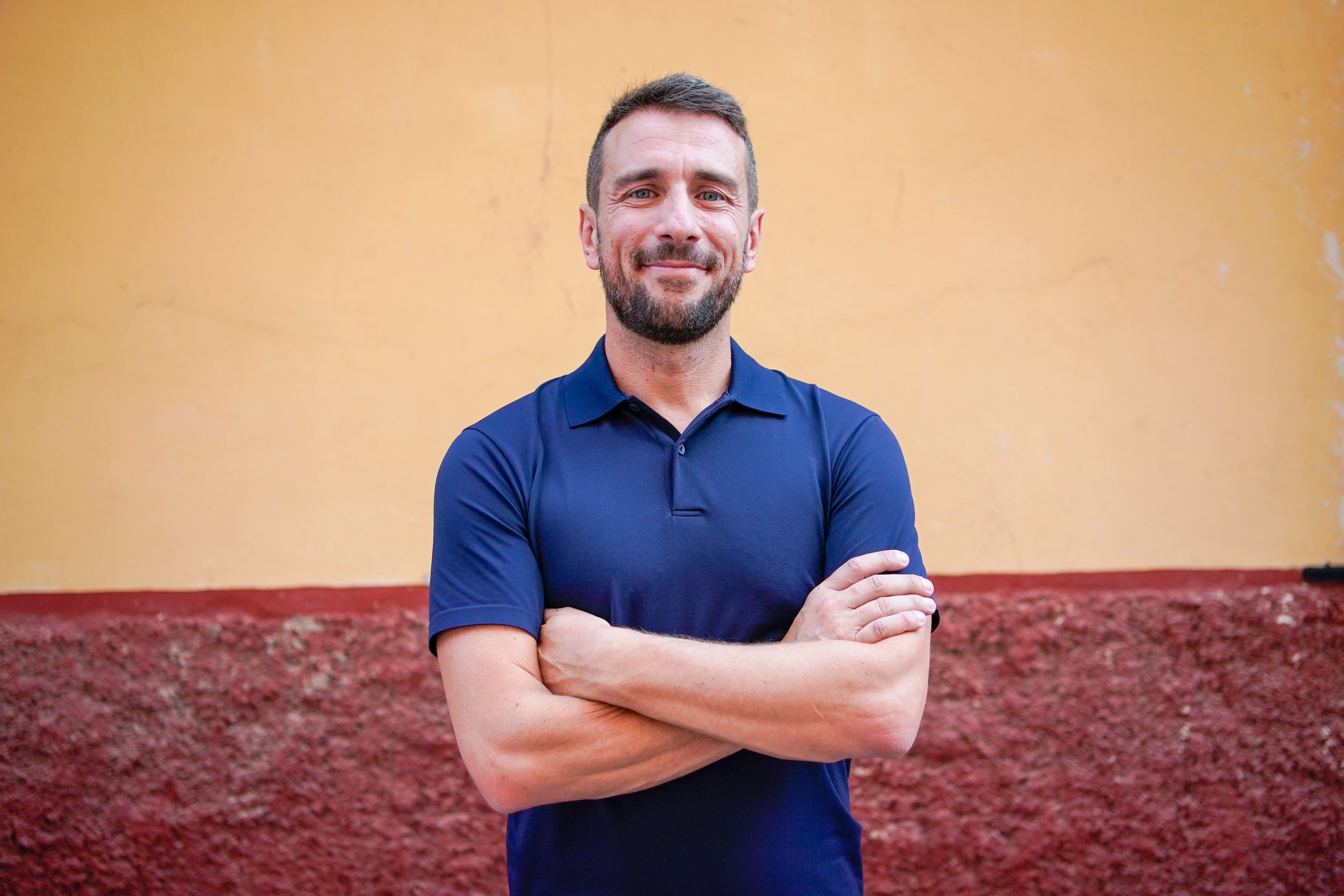 El vallecano Ayuso, hijo de chatarreros, la apuesta de Más Madrid como número dos en la capital: “Ahora paso a decírselo a Almeida a la cara”