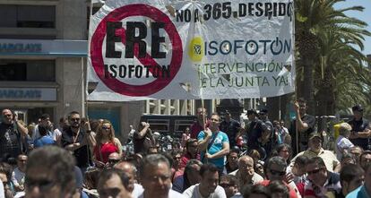Protesta de trabajadores de Isofotón en Málaga.