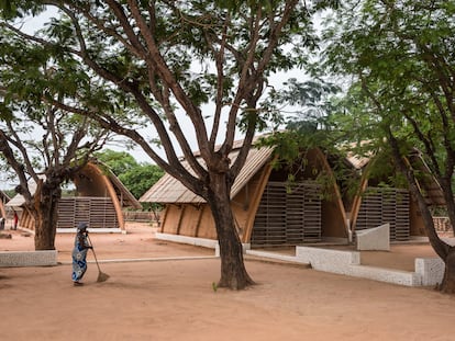 Varias aulas del centro educativo de Kamanar, en la localidad senegalesa de Thyonck Essyl