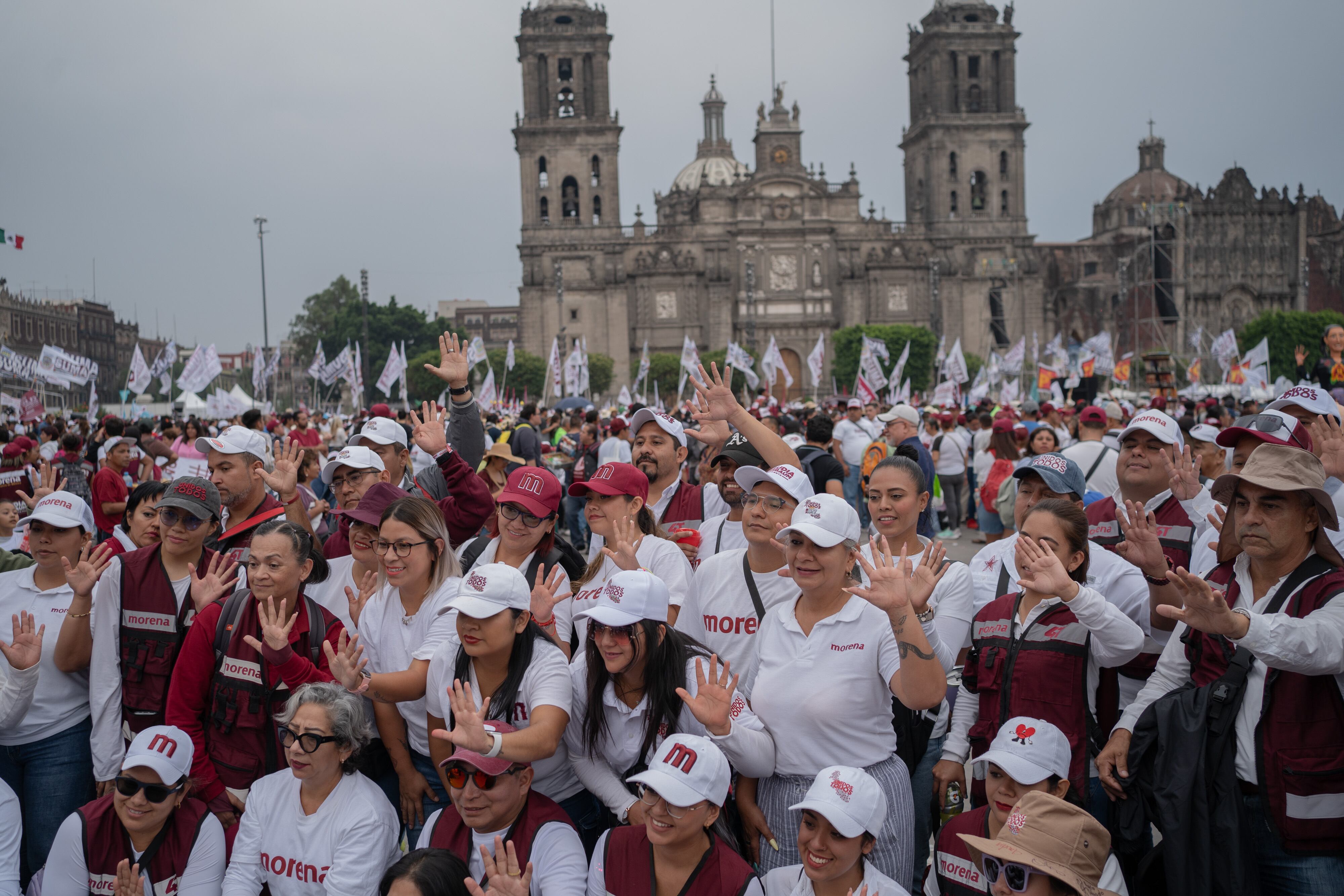 La candidata Claudia Sheinbaum aseguró que, de ganar la presidencia, todos los días por la mañana se reunirá con el gabinete de seguridad del país.