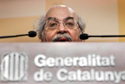 El consejero Andreu Mas-Colell, ayer en la conferencia de prensa en el Palau de la Generalitat.