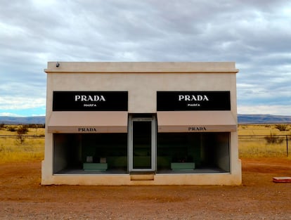 cover prada marfa