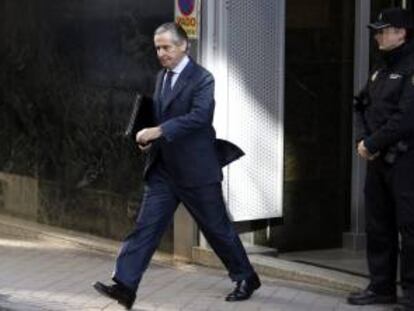 El expresidente de Caja Madrid Miguel Blesa a su salida de la Audiencia Nacional. EFE/Archivo