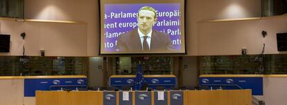 El consejero delegado de Facebook, Mark Zuckerberg, durante su comparecencia en el Parlamento Europeo.