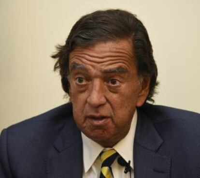 El exgobernador de Nuevo México Bill Richardson, durante una entrevista.