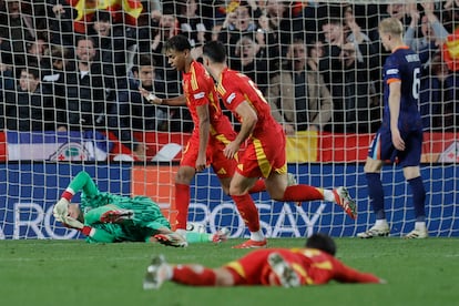 El delantero de la selección española Lamine Yamal, tras anotar el 3-2 ante Países Bajos.