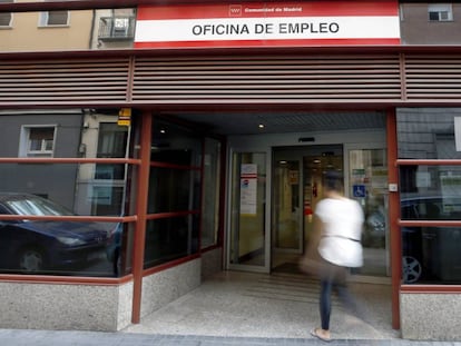 Vista del exterior de una oficina de empleo en Madrid. 