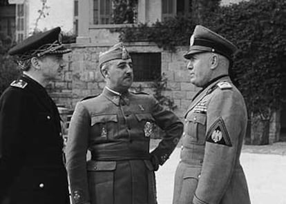 (l-r) Serrano Súñer, Francisco Franco and Benito Mussolini in Bordighera, Italy, in 1941.