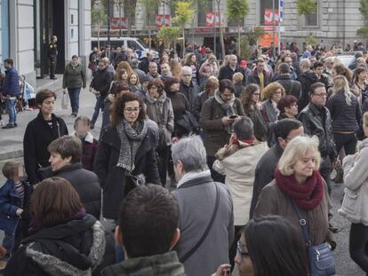 Aglomeración de gente en Barcelona.