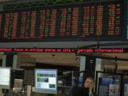 En porcentaje el mejor resultado fue el del sector textil, cuyos beneficios netos se quintuplicaron en 2012, hasta los 1.069 millones de reales (529 millones de dólares). EFE/Archivo