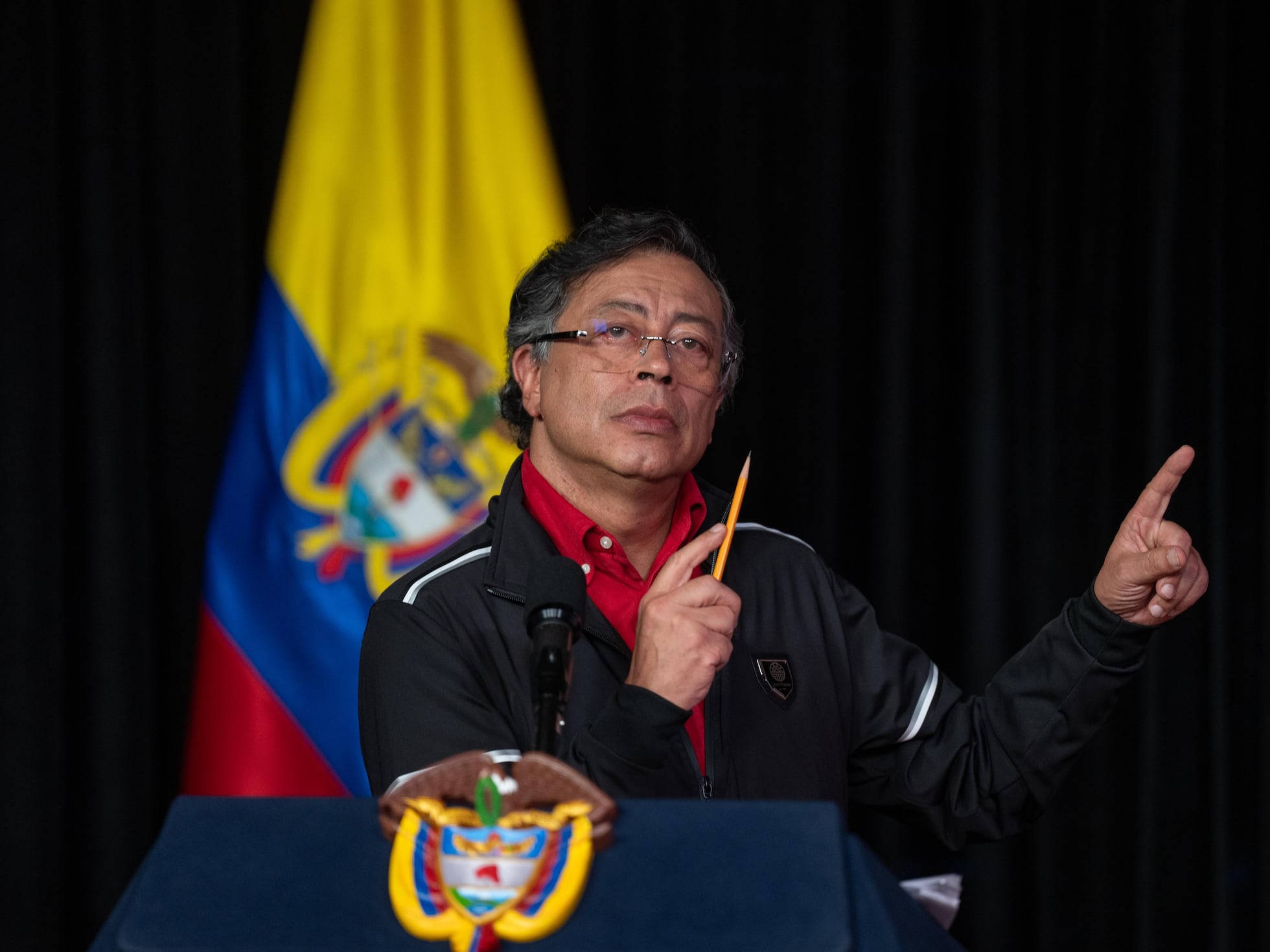El déficit fiscal de Colombia se acerca a un récord mientras Petro advierte del riesgo de 'default' | EL PAÍS América Colombia