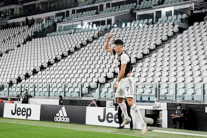 Cristiano Ronaldo celebra su segundo gol ante la Lazio.