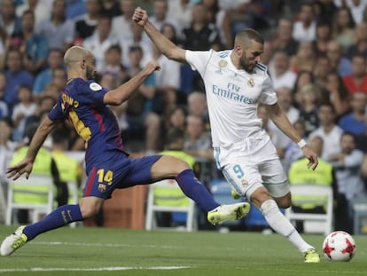 Benzema salva la entrada de Mascherano en la Supercopa de España 2017