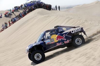 Carlos Sainz, en la primera etapa del Rally Dakar.