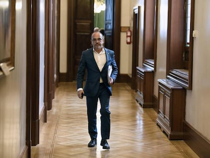 El portavoz del PDeCAT, Carles Campuzano, a la salida de la reunión de la Junta de Portavoces del Congreso de los Diputados esta mañana.