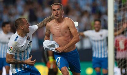 Duda celebra el gol del triunfo del M&aacute;laga. 