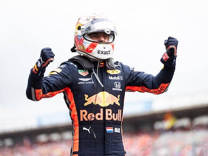 Verstappen celebra su victoria en el GP de Alemania.