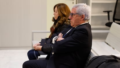 El comisario Carlos Salamanca, el pasado enero, en el banquillo de los acusados de la Audiencia Nacional.