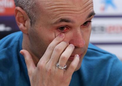 Andrés Iniesta, durante la rueda de prensa que anuncia su marcha del FC Barcelona.