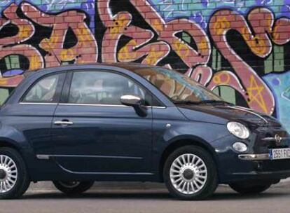 El Fiat 500 es la evolución del Cinquecento de los sesenta, y explota su carisma combinando soluciones actuales y detalles <i>retro</i> para crear un nuevo icono urbano. Tiene todo para ser el próximo objeto de deseo.
