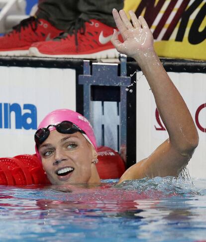 Yulia Efimova tras ganar los 100m braza en los Mundiales de Kazán 2015.