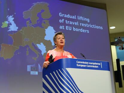 La comisaria de Interior, Ylva Johansson, durante la rueda de prensa en Bruselas, este jueves.