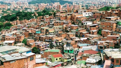 El barrio La Comuna 13 en Medellín, Colombia.