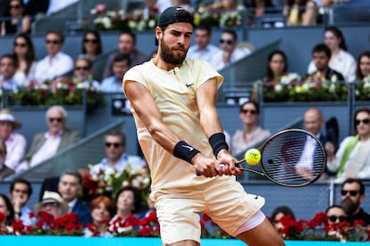 Karen Khachanov en un momento del partido contra Alcaraz.
