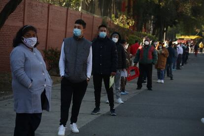 En las primeras horas del inicio de a?o los centros de salud se comenzaron a llenar de pacientes que buscan un test ante la presencia de sntomas y la ansiedad por el incremento de la variante ?micron. 