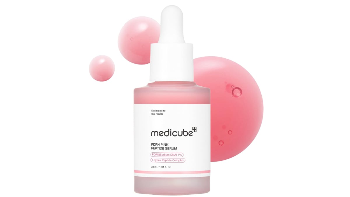 Sérum con péptido rosa, de Medicube.