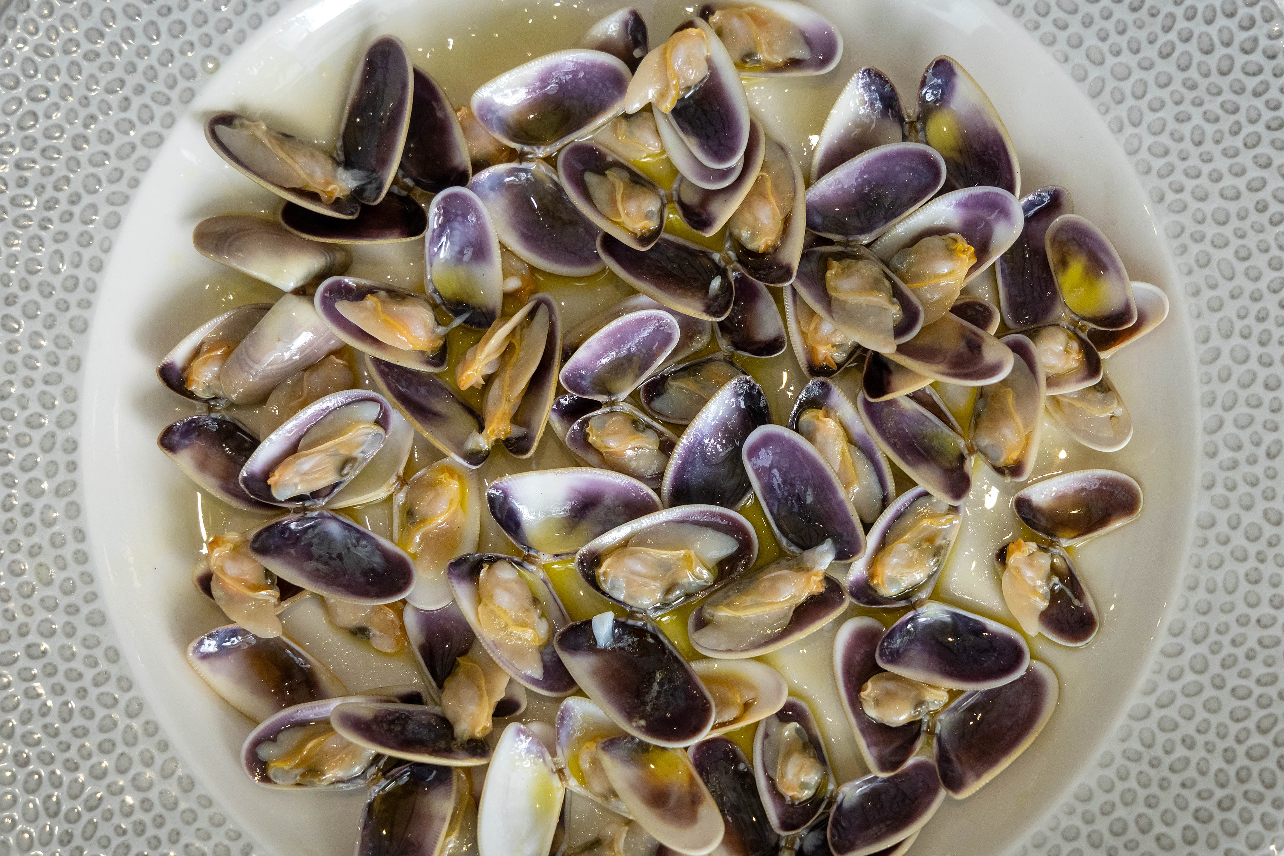 Coquinas del restaurante Hermanos Alba.