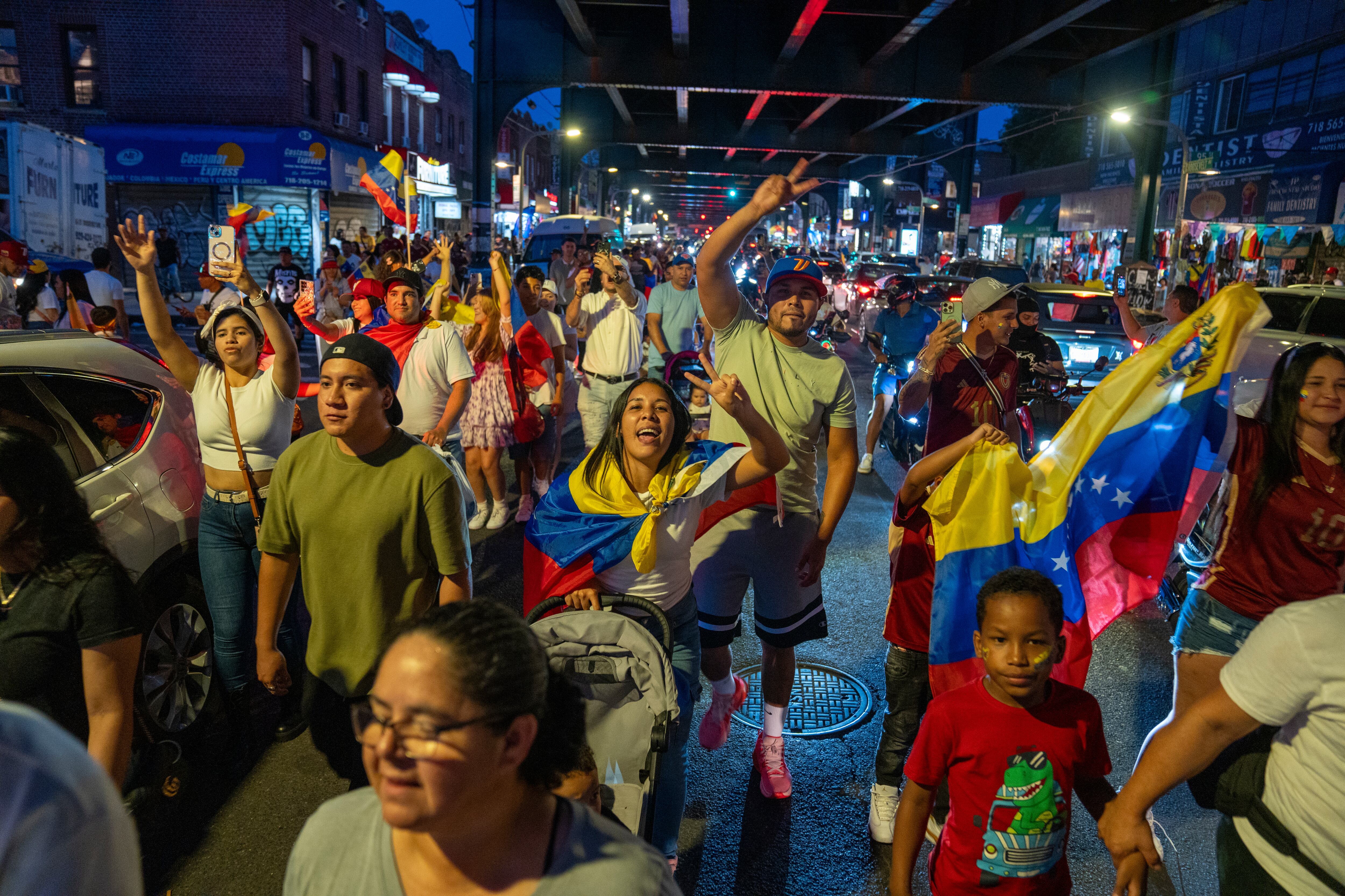 Centenares de venezolanos apoyan las protestas desde Nueva York